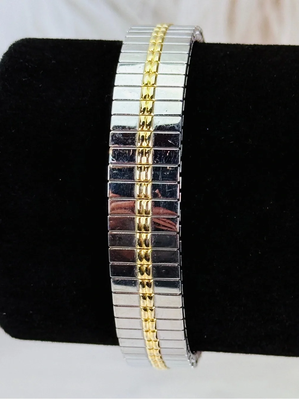 Two Toned Silverton and Goldtone Stretch Bracelet
